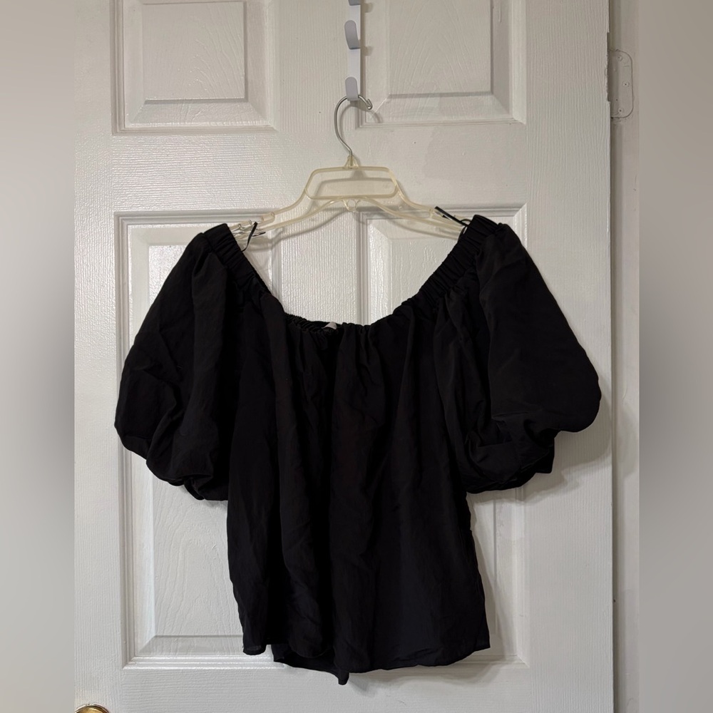 H&M Black Off-Shoulder Blouse